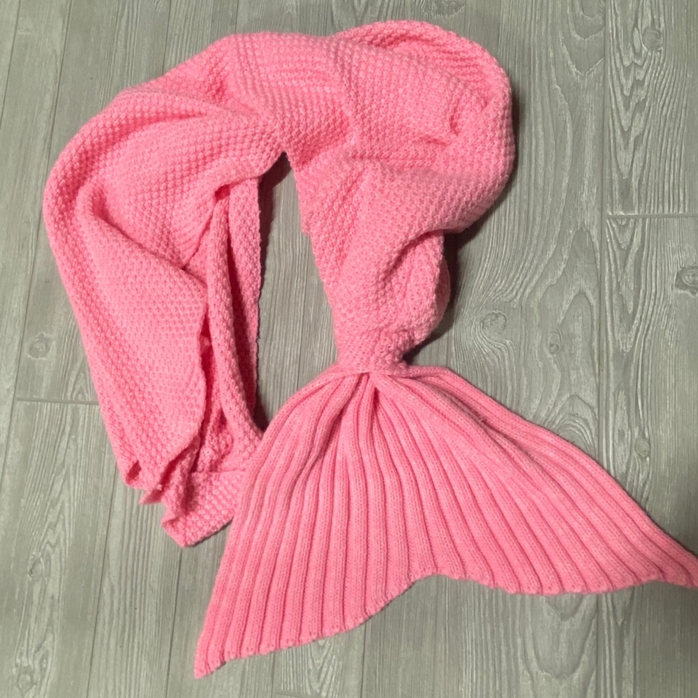 Mermaid tail Snuggie. Adult S